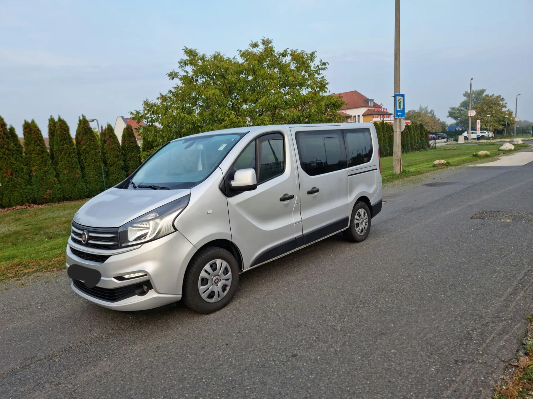 Renault Trafic kombi za prevoz putnika